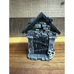 Halloween Lighted Crypt 5”